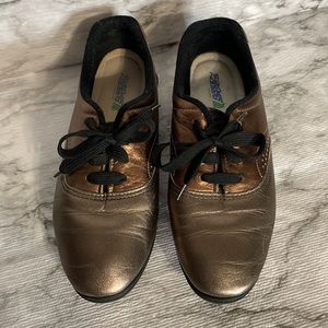 Vintage, Daniel Green, Spots, bronze and gold sneakers.